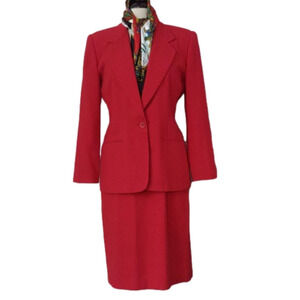 𝅺VINTAGE  2 Piece Skirt Suit Jacket & Skirt Career Academia Joan Leslie